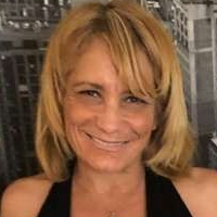 Cougar Julie Nude