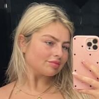 Curvy Star Laura Nude