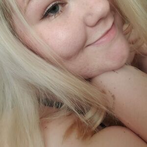 curvybbyfree Nude