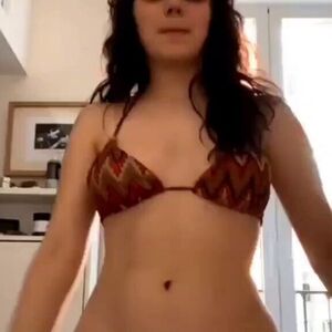 dafnekeen Nude