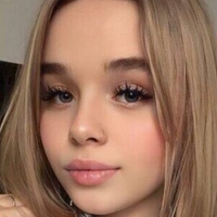 dakotapointg Nude
