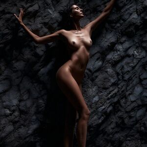 Dania Bazaiti Nude