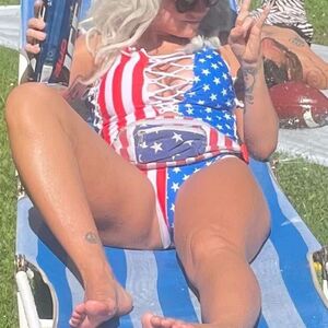 Danielle Hughart Nude