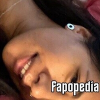 Dannistroobe Nude