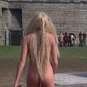 Daryl Hannah Nude