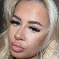 demeliahrsex Nude