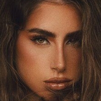 diagosti Nude