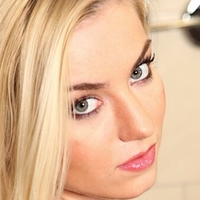 Diana Blond Nude