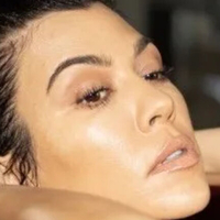 Diskussion: Kourtney Kardashian Nude