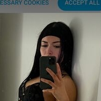 Edenkaraitiana Nude