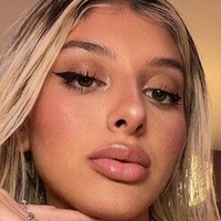 eliadams.xo Nude