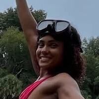 elizabethnaomiii Nude