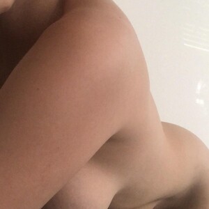 Ella_Rella_90 Nude