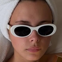 Elli Rhiannon Müller Osborne Nude