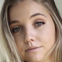 Ellie Grace Nude