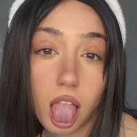 ema-nuella Nude