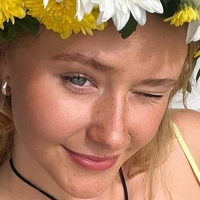Emilia Gullander Nude