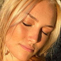 emmaapulkkinen Nude