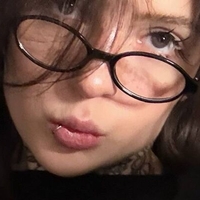 emololli Nude