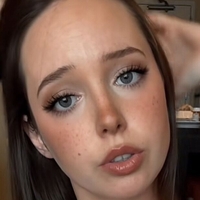 erenee.cx Nude