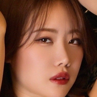 Erika Momoyama Nude