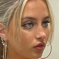 erin.bloomer Nude