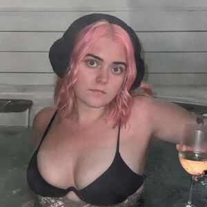 Erin Dougal Nude