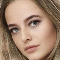 Eva Voorjans Nude