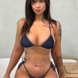 Evana Mari Nude