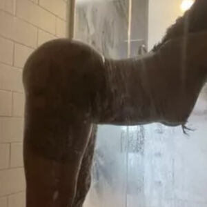 Famous Ryleigh Nude