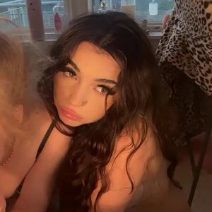 fayefinly-maddieblair1 Nude
