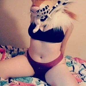 feral.tigress Nude