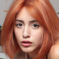 Floria Nude