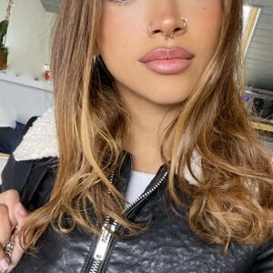 Foxysnowball235 Nude