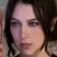 Futurola Nude