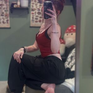 g0dd3sshollyy Nude