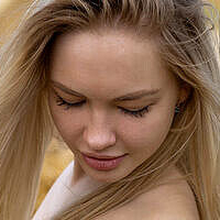gem.outdoor Nude