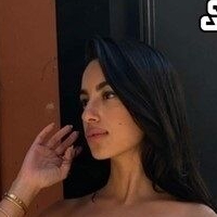 Gizem Emre - Fakes Nude