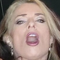 Goldie McHawn Nude