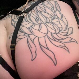 gothicc-bimbo Nude