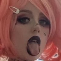 Gothwaifu Nude