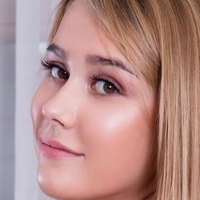 Greta Girl Nude