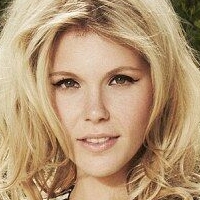 Hannah Arterton Nude