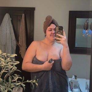 Hnnuhrose Nude