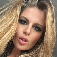 hollyknowlesworld Nude