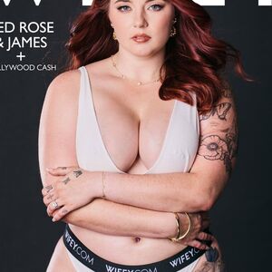 Hotwife Red Rose Nude