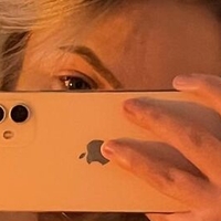 Hunajablondi Nude