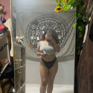 hxnnoyingz Nude