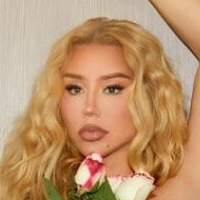 Iggy Azaleas Nude