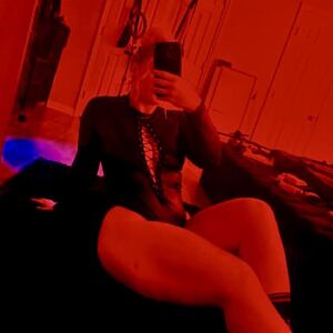Ill_Buy8438 Nude